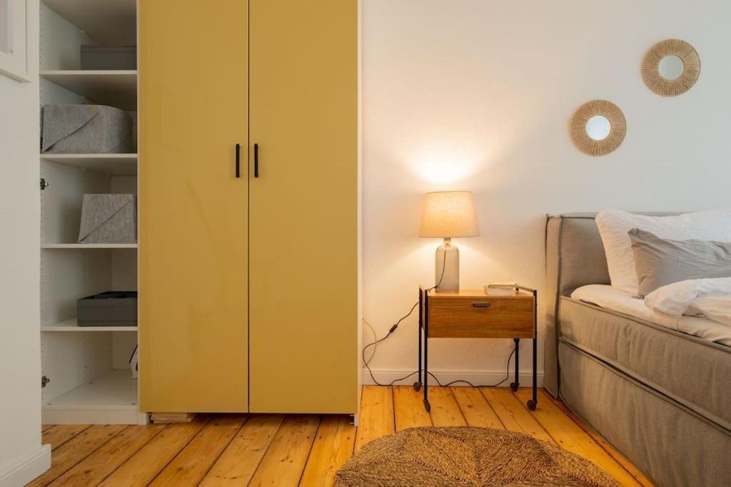 Apartament Design Altbautraum In Der - Naehe Dus & Dortmund & Koeln & Essen